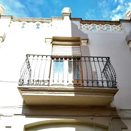 Acogedora Casa Centrica Y Reformada Torroella De Montgri
